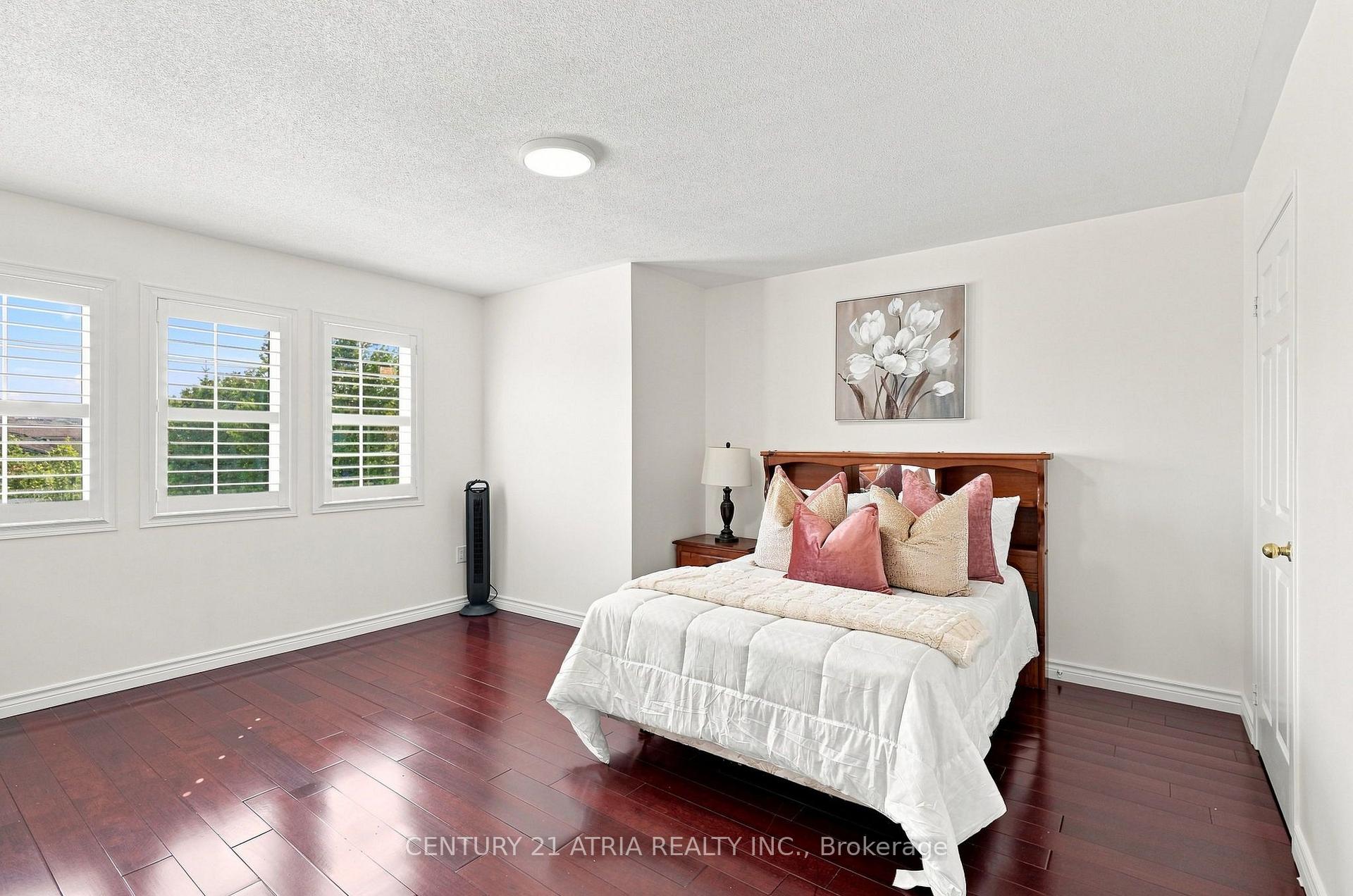 Photo 20 of 136 Rollinghill Road, Richmond Hill, Jefferson — HOMEH
