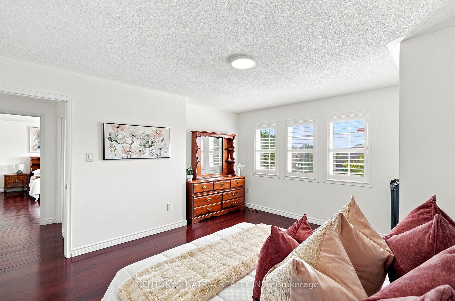 Photo 21 of 136 Rollinghill Road, Richmond Hill, Jefferson — HOMEH