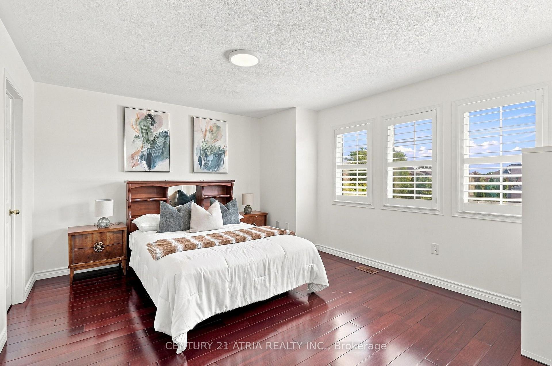 Photo 23 of 136 Rollinghill Road, Richmond Hill, Jefferson — HOMEH