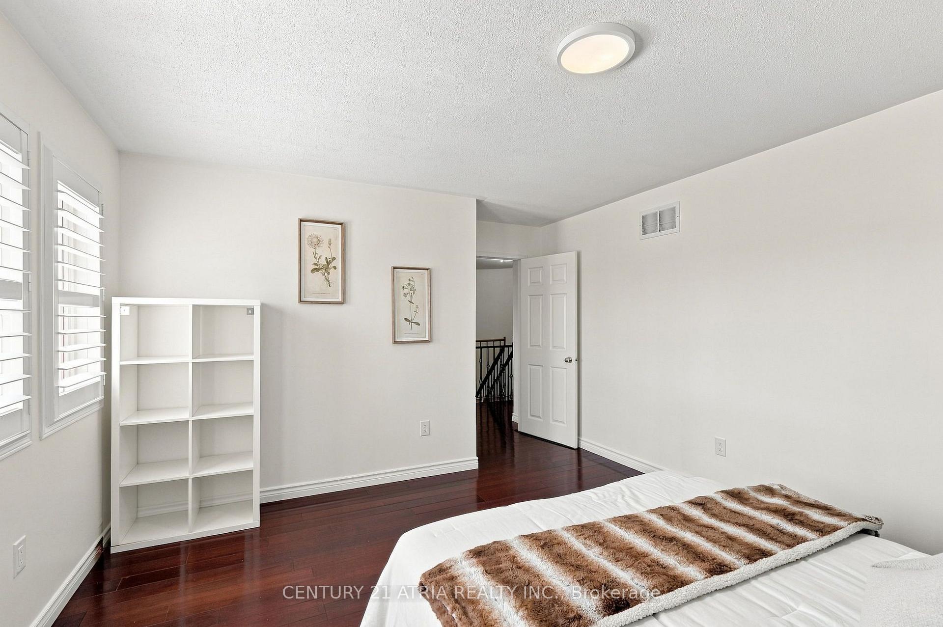 Photo 25 of 136 Rollinghill Road, Richmond Hill, Jefferson — HOMEH
