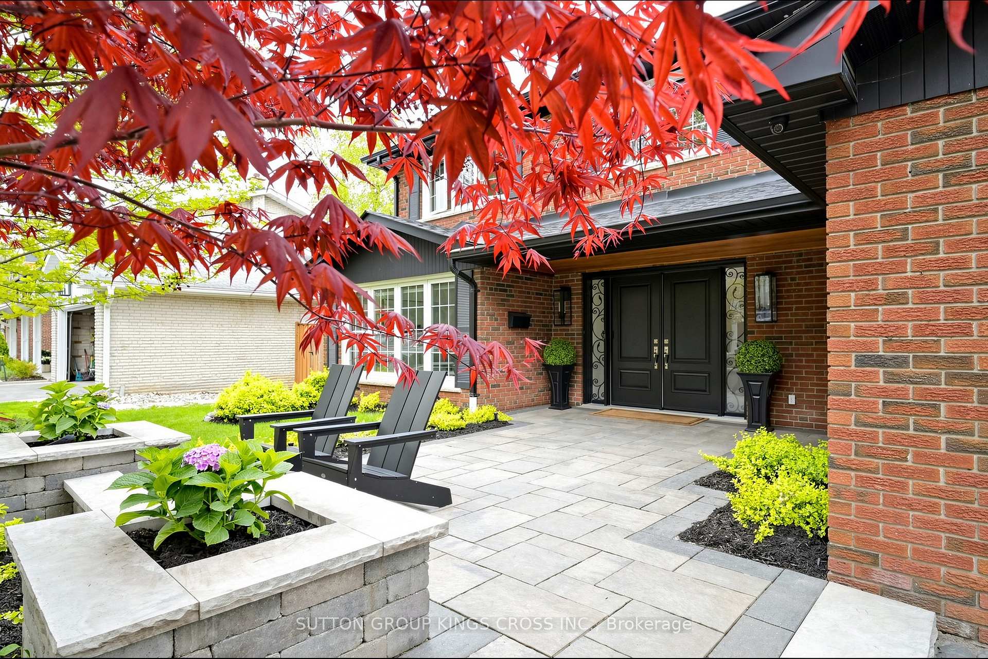 Photo of 360 Isabella Avenue