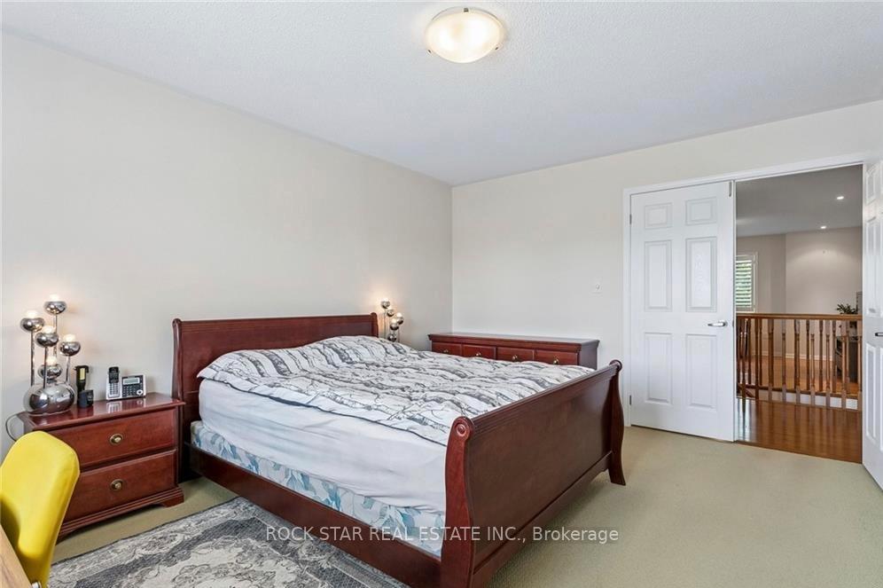 Photo 20 of 10 Klemscott Road, Brampton, Northwest Brampton — HOMEH