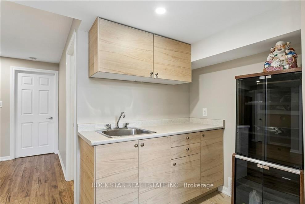 Photo 27 of 10 Klemscott Road, Brampton, Northwest Brampton — HOMEH