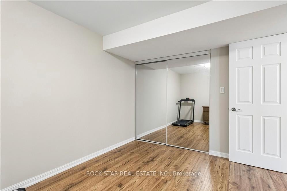 Photo 31 of 10 Klemscott Road, Brampton, Northwest Brampton — HOMEH