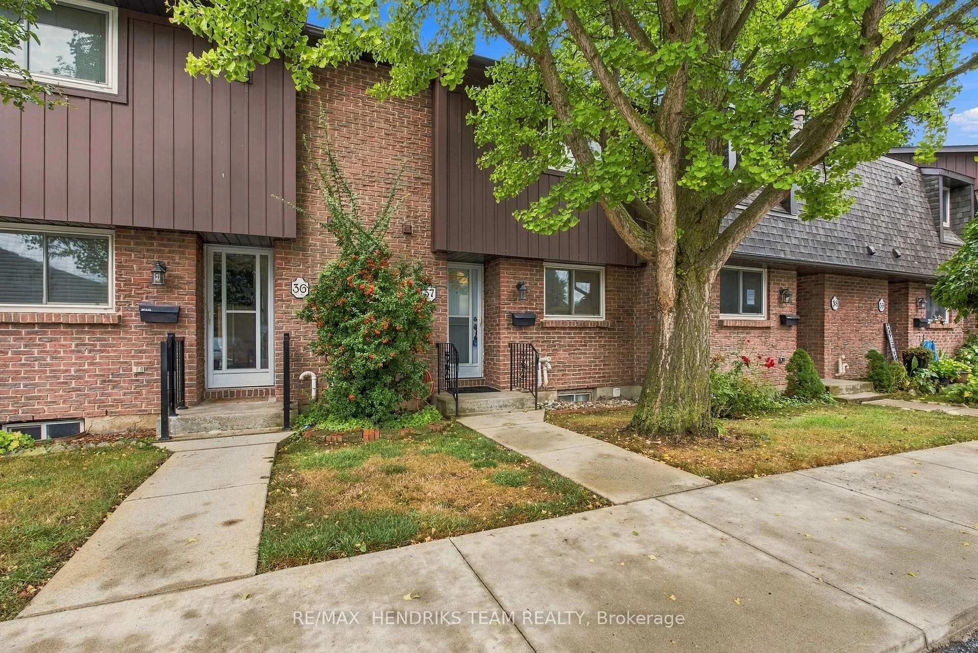 Photo 7 of Unit 37, 151 Linwell Road, St. Catharines, Lakeport — HOMEH