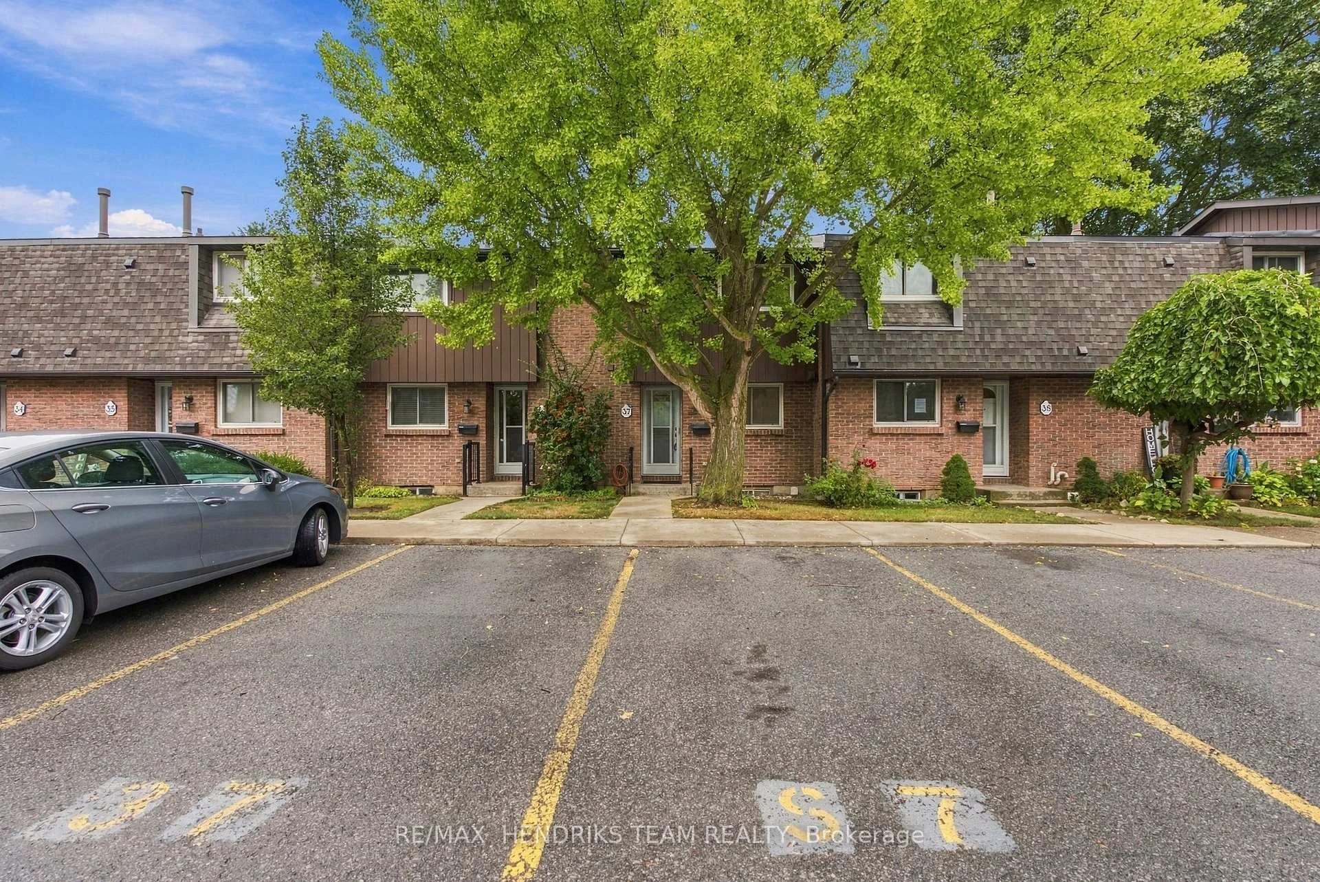 Photo 16 of Unit 37, 151 Linwell Road, St. Catharines, Lakeport — HOMEH