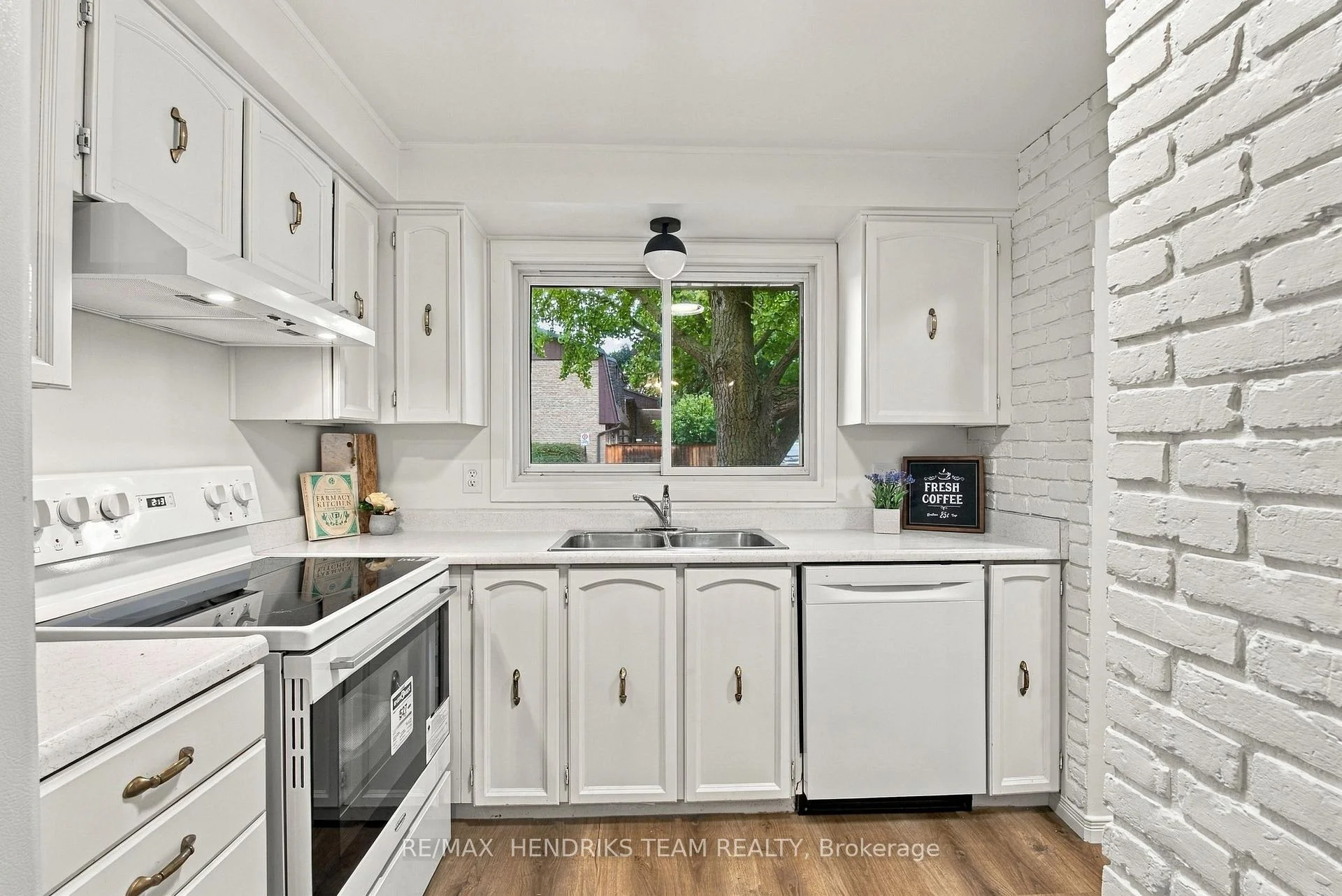Photo 22 of Unit 37, 151 Linwell Road, St. Catharines, Lakeport — HOMEH