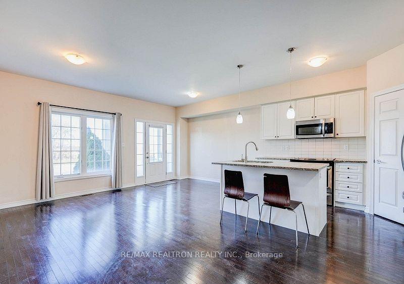 Photo 5 of 13305 Bathurst Street, Richmond Hill, Oak Ridges — HOMEH