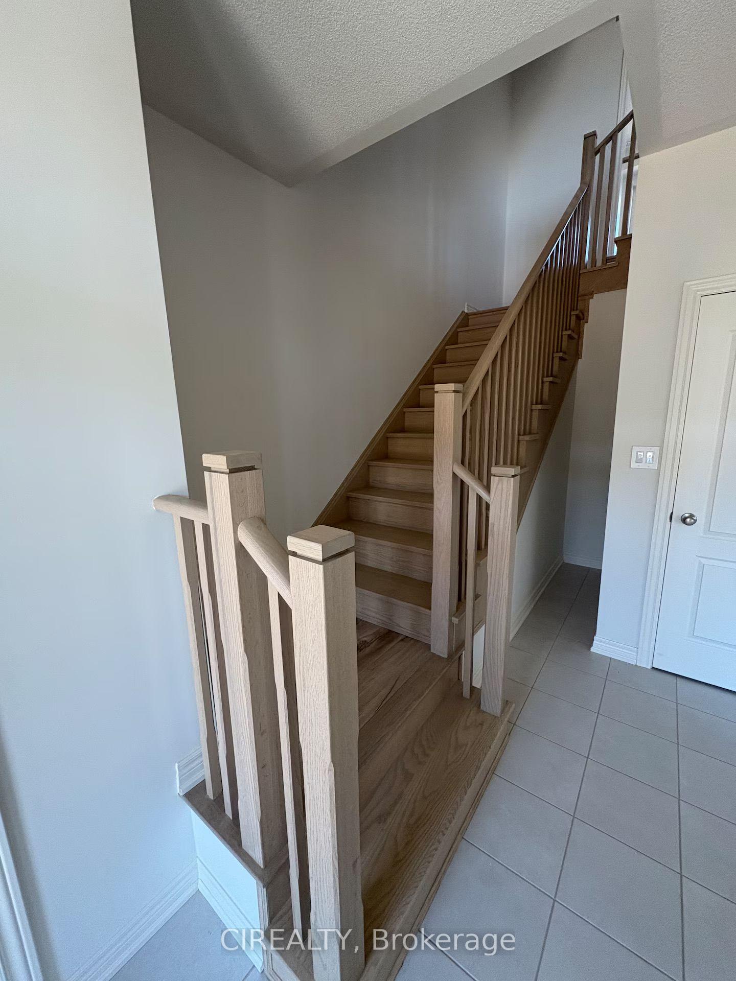 Photo 8 of 3216 Sixth Line, Oakville, Glenorchy — HOMEH