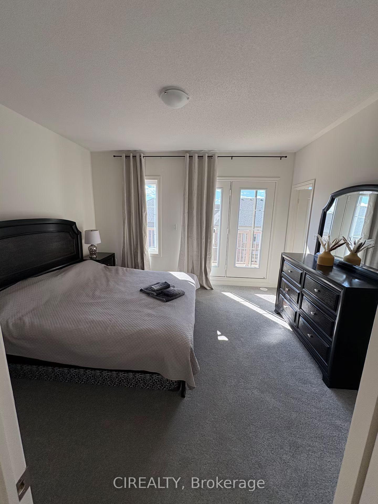 Photo 10 of 3216 Sixth Line, Oakville, Glenorchy — HOMEH