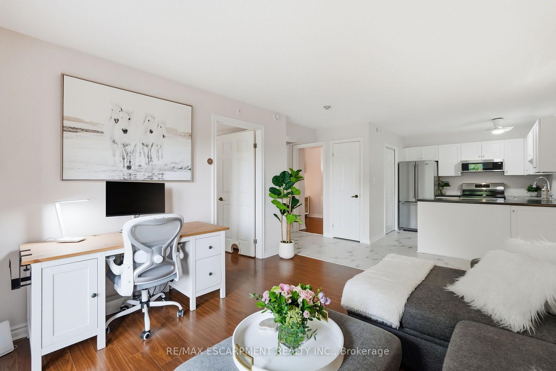 Photo 6 of Unit 322, 2030 Cleaver Avenue, Burlington, Headon — HOMEH