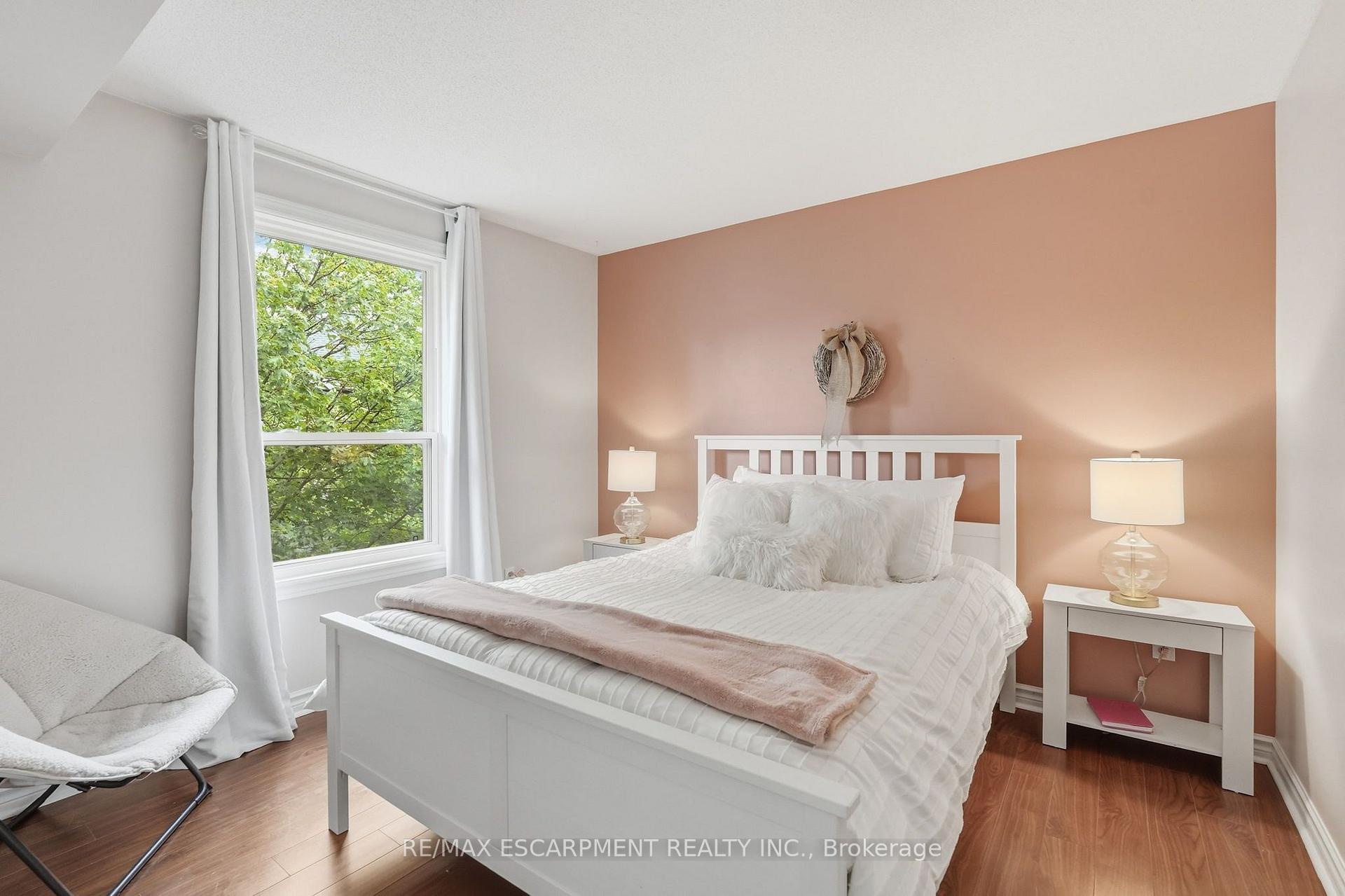 Photo 10 of Unit 322, 2030 Cleaver Avenue, Burlington, Headon — HOMEH