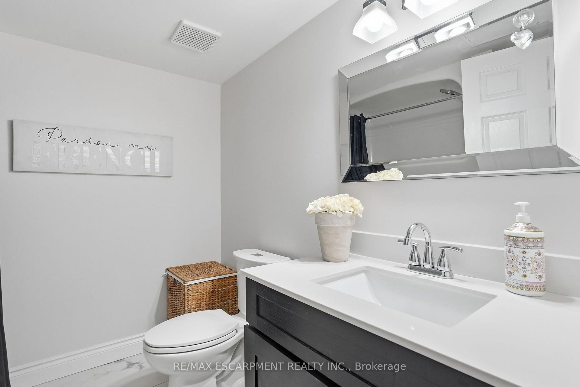 Photo 12 of Unit 322, 2030 Cleaver Avenue, Burlington, Headon — HOMEH
