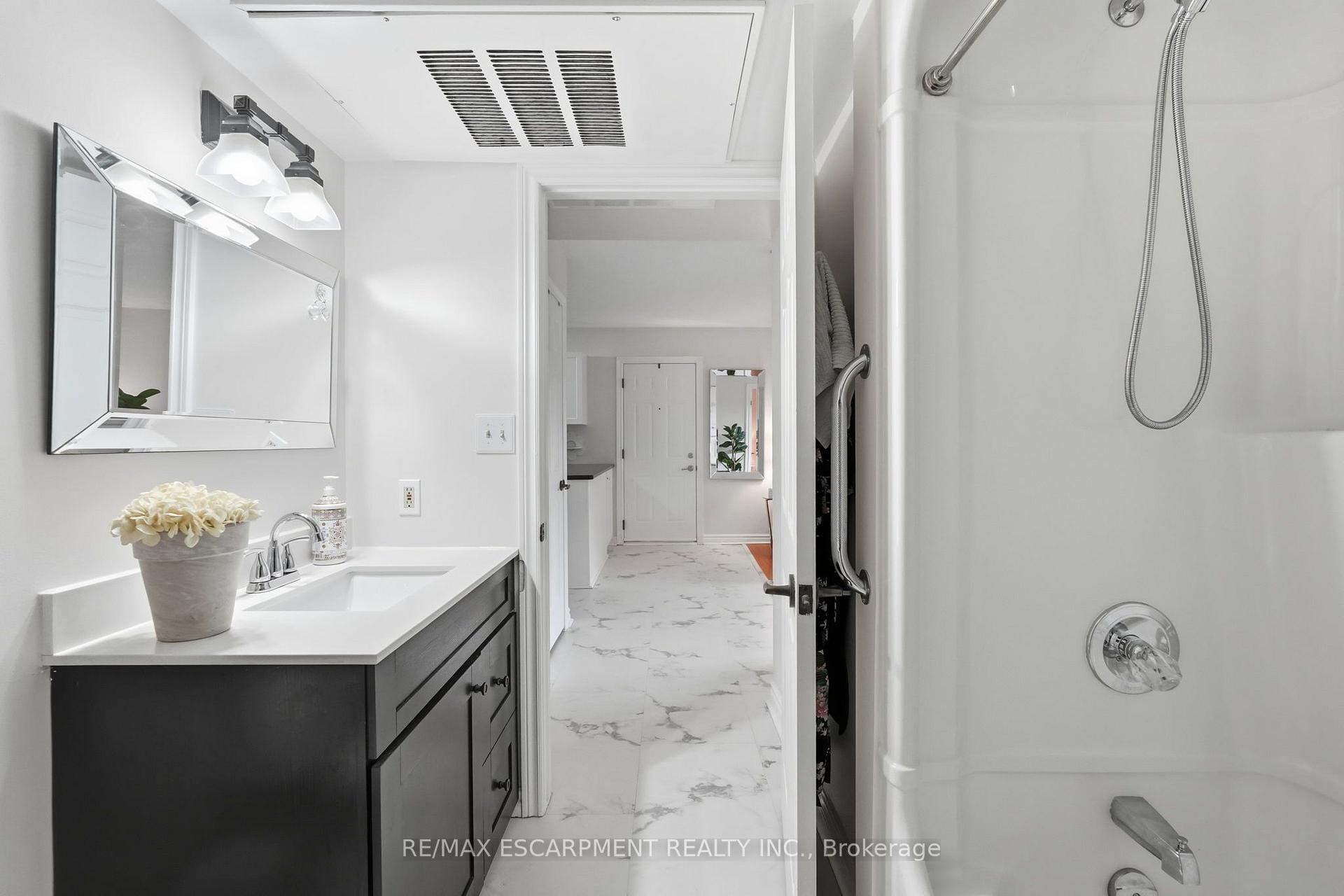 Photo 13 of Unit 322, 2030 Cleaver Avenue, Burlington, Headon — HOMEH