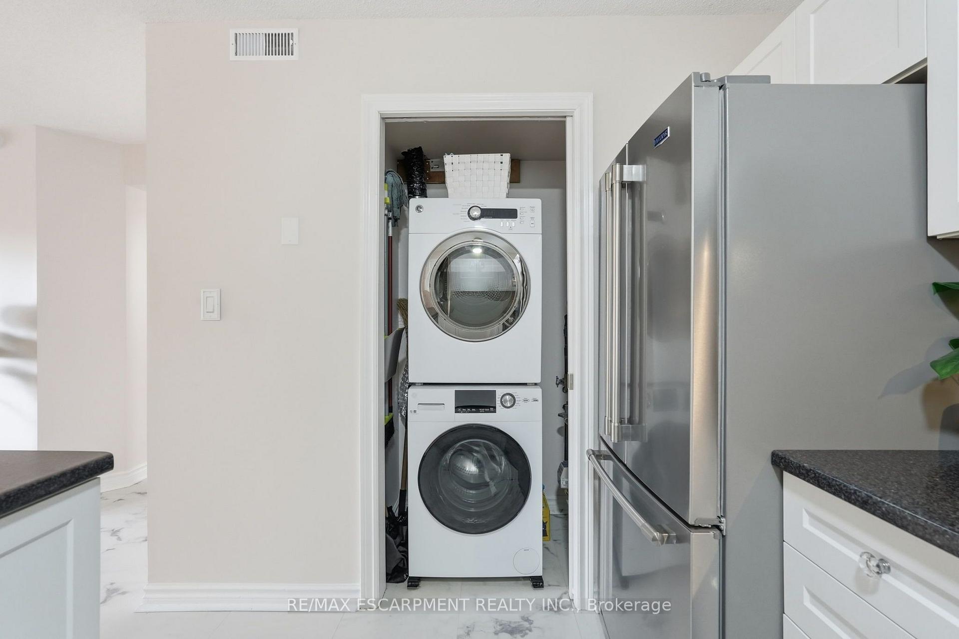 Photo 14 of Unit 322, 2030 Cleaver Avenue, Burlington, Headon — HOMEH