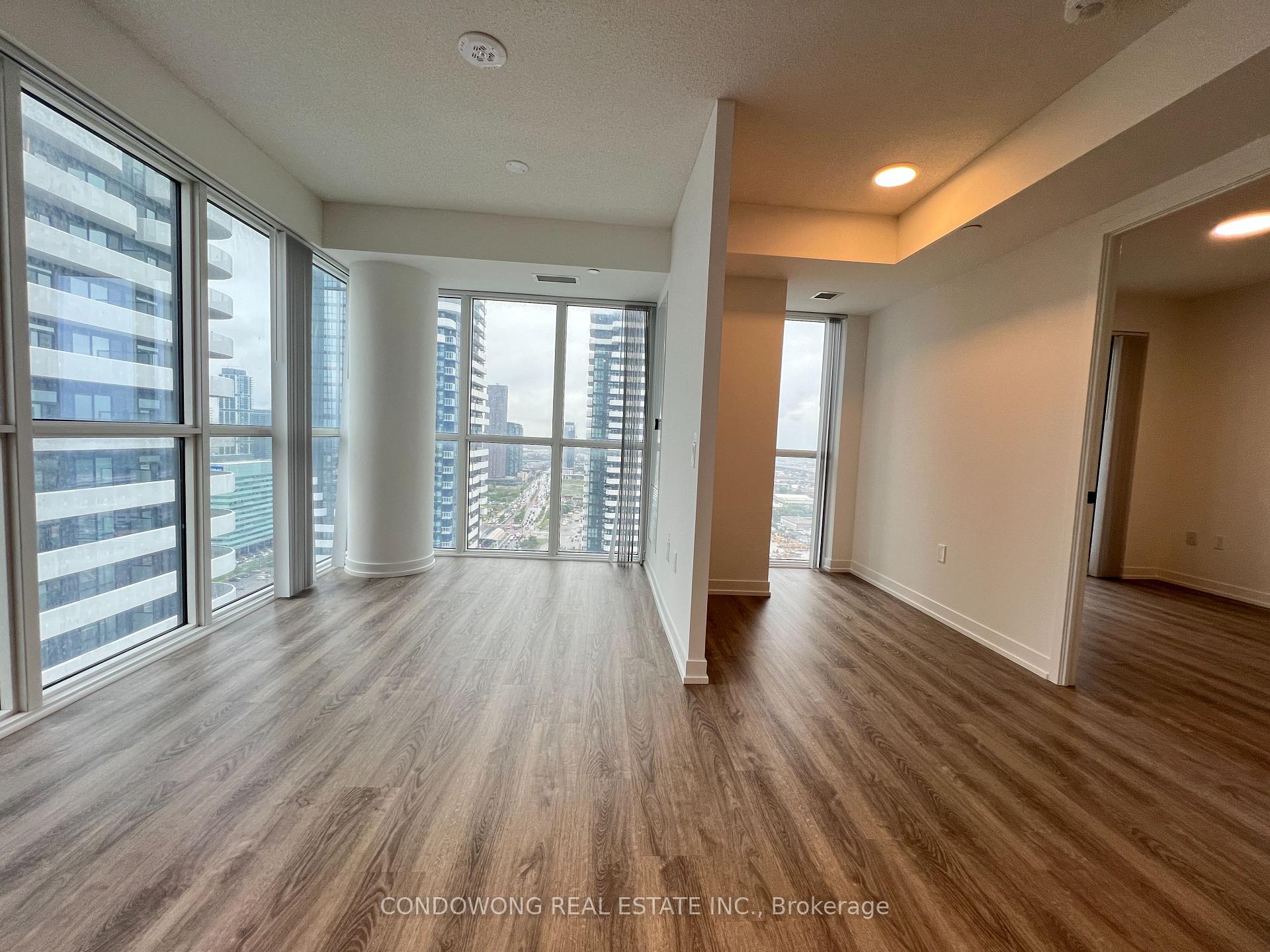 Photo 8 of Unit 4015, 195 Commerce Street, Vaughan, Vaughan Corporate Centre — HOMEH