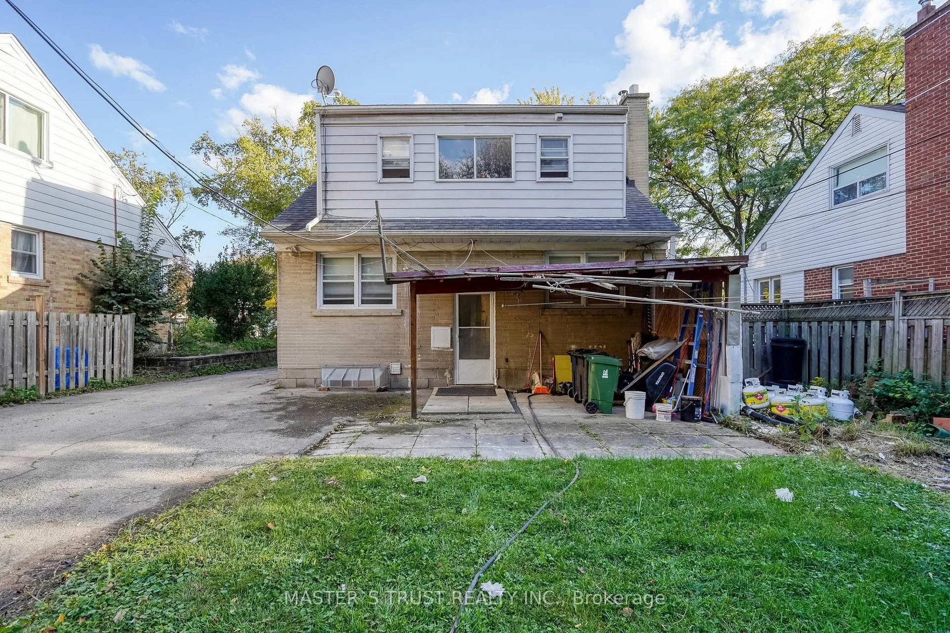 Photo 41 of 10 Lindal Avenue, Scarborough, Clairlea-Birchmount — HOMEH