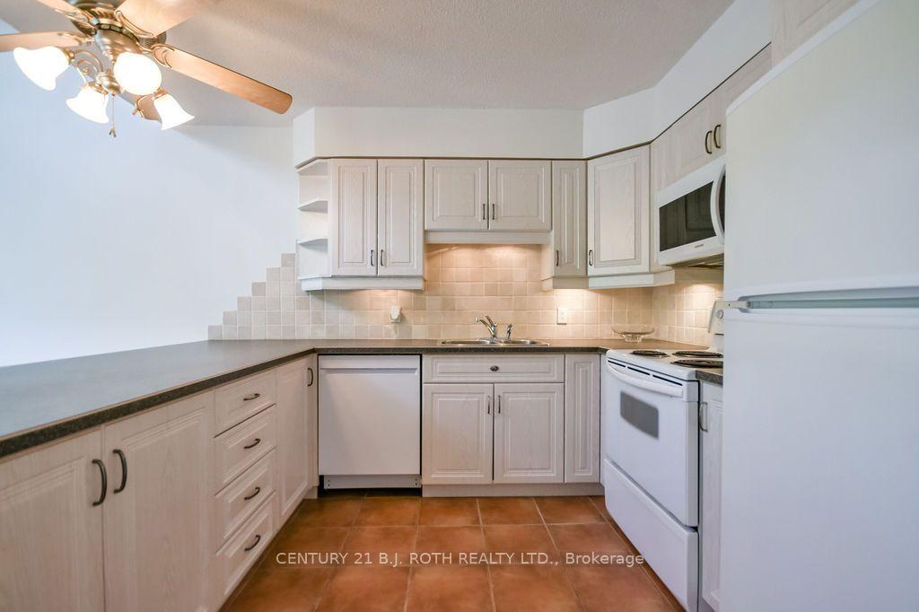 Photo 7 of Unit 9, 51 Laguna Parkway, Ramara, Rural Ramara — HOMEH