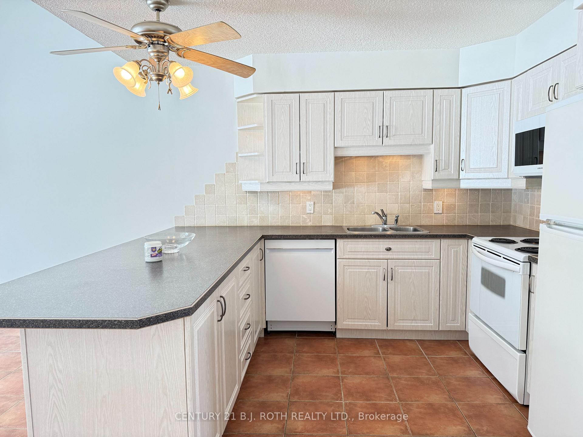 Photo 9 of Unit 9, 51 Laguna Parkway, Ramara, Rural Ramara — HOMEH