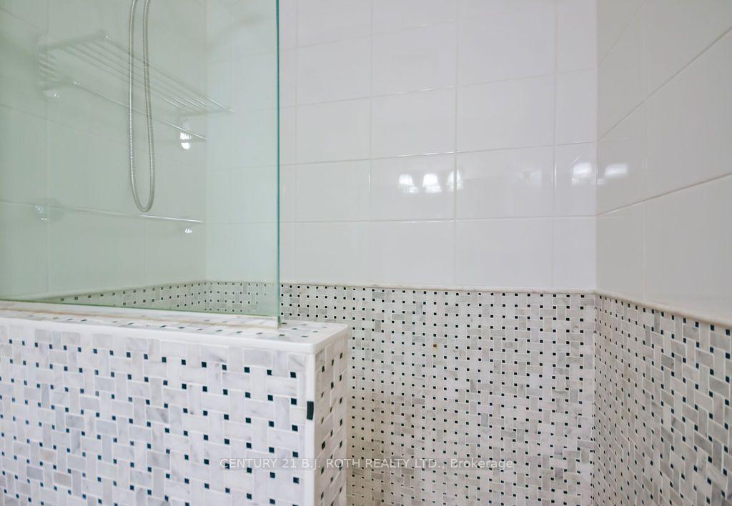 Photo 15 of Unit 9, 51 Laguna Parkway, Ramara, Rural Ramara — HOMEH