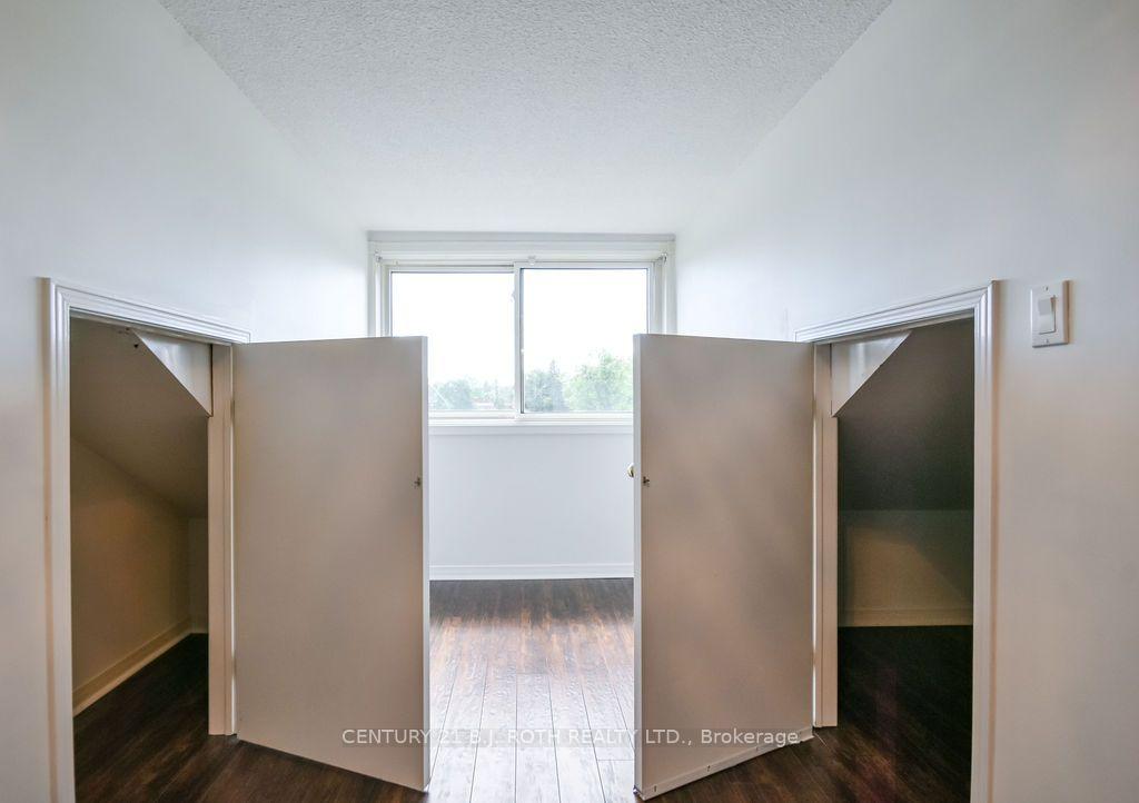 Photo 23 of Unit 9, 51 Laguna Parkway, Ramara, Rural Ramara — HOMEH