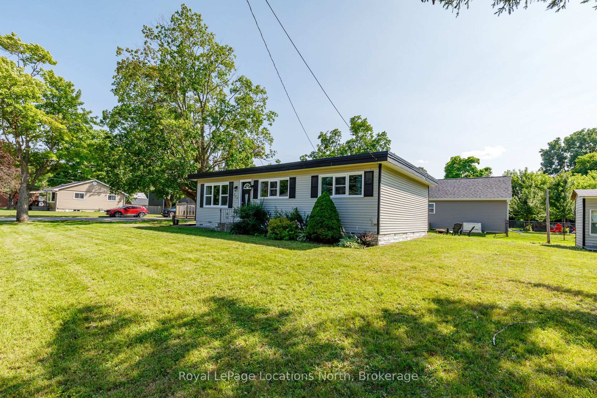 Photo 5 of 225 Cherry Street, Clearview, Stayner — HOMEH