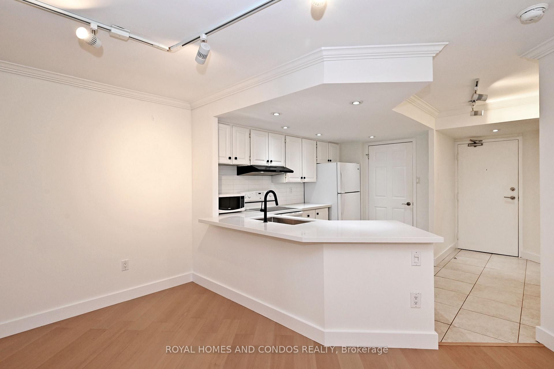 Photo 11 of Unit 220, 77 Maitland Place, Toronto, Cabbagetown-South St. James Town — HOMEH