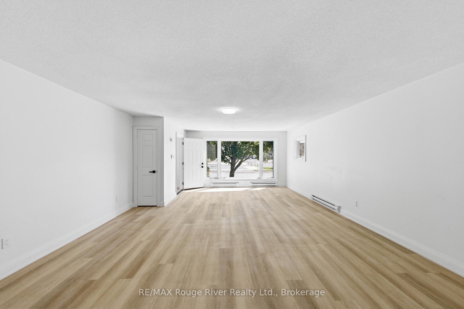 Photo 4 of Unit Unit A, 144 Macdonald Avenue, Belleville, Belleville Ward — HOMEH