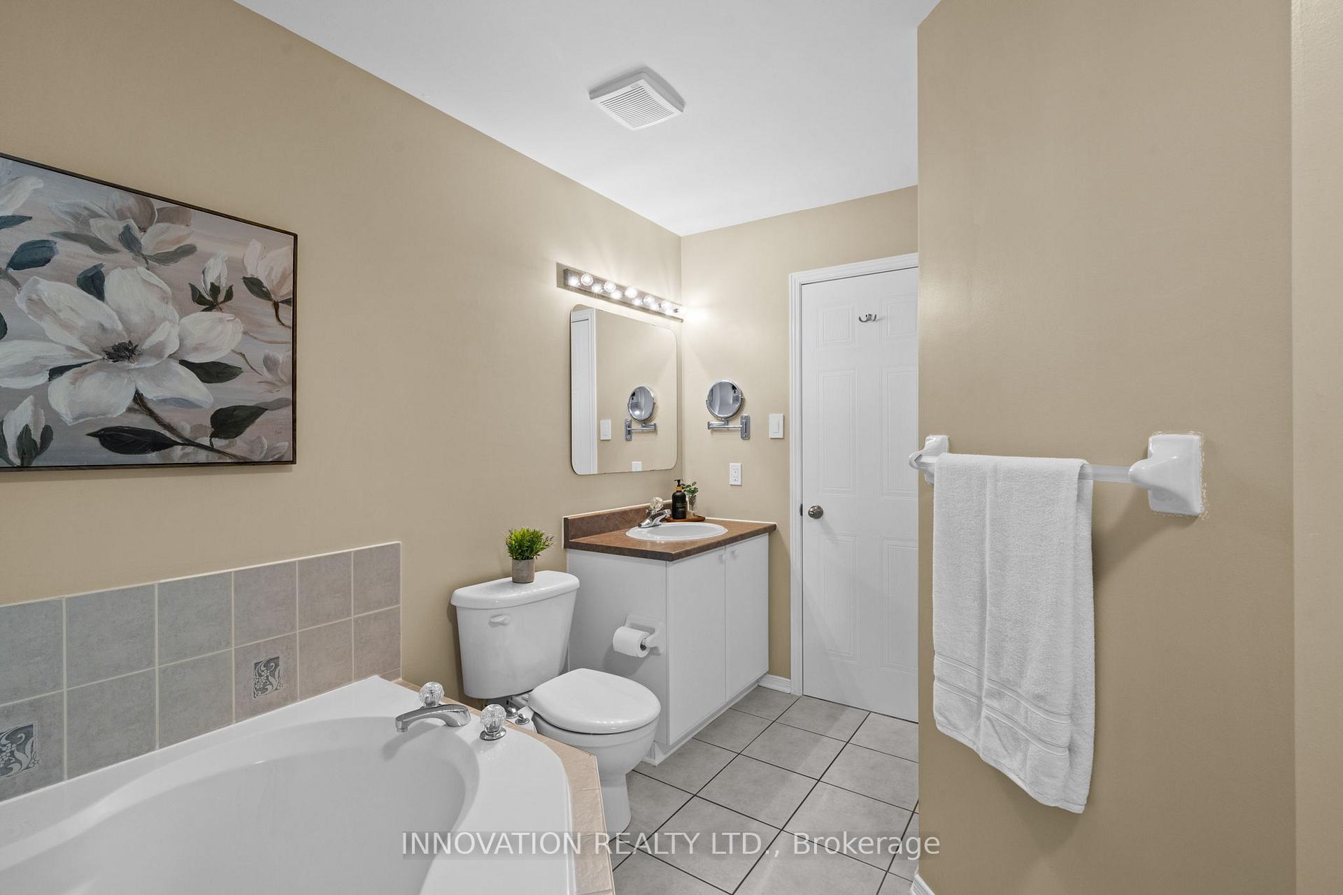 Photo 21 of 37 Chantilly Gate, Ottawa, Stittsville (North) — HOMEH