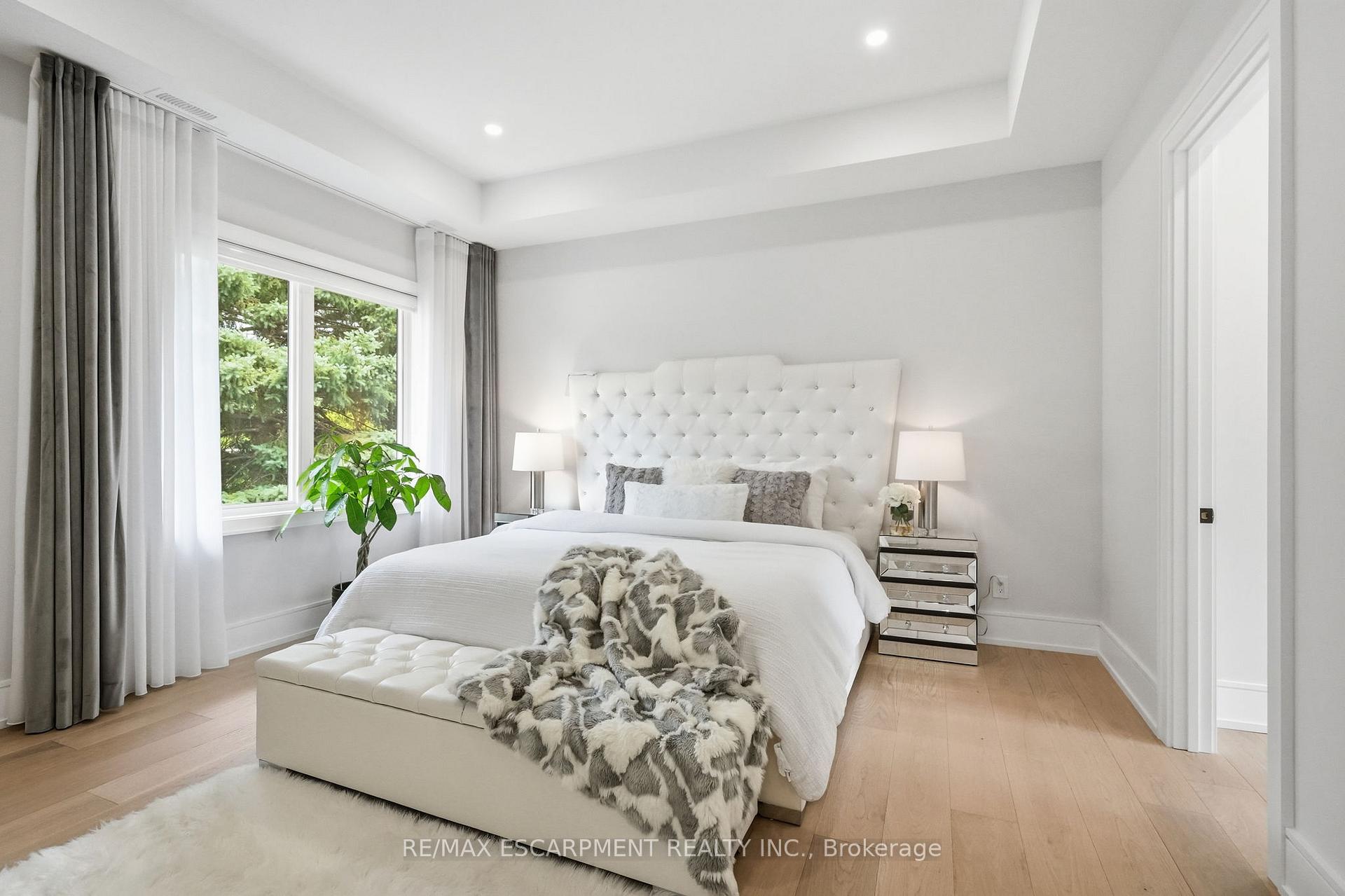 Photo 34 of 1544 Lochlin Trail, Mississauga, Mineola — HOMEH