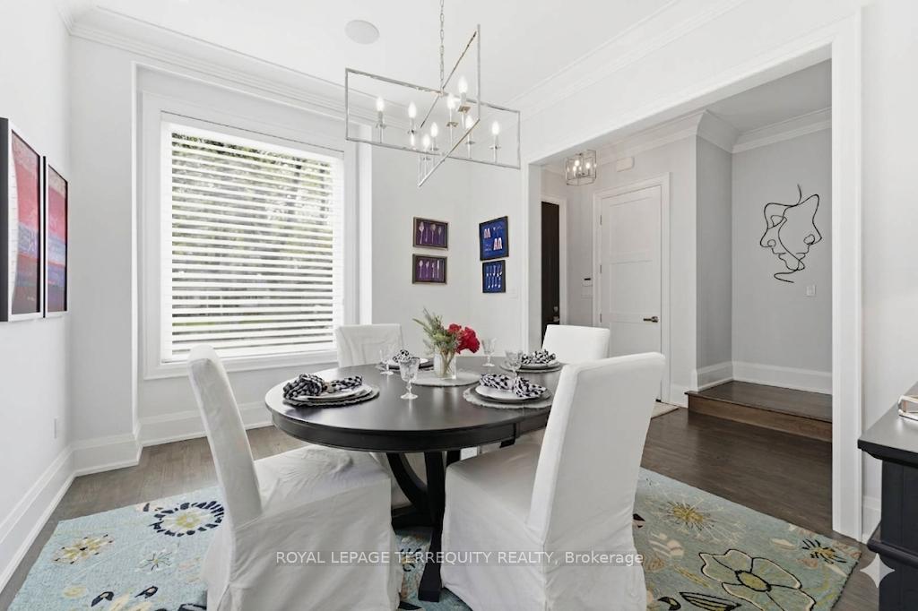 Photo 9 of 130 Edgecroft Road, Etobicoke, Stonegate-Queensway — HOMEH