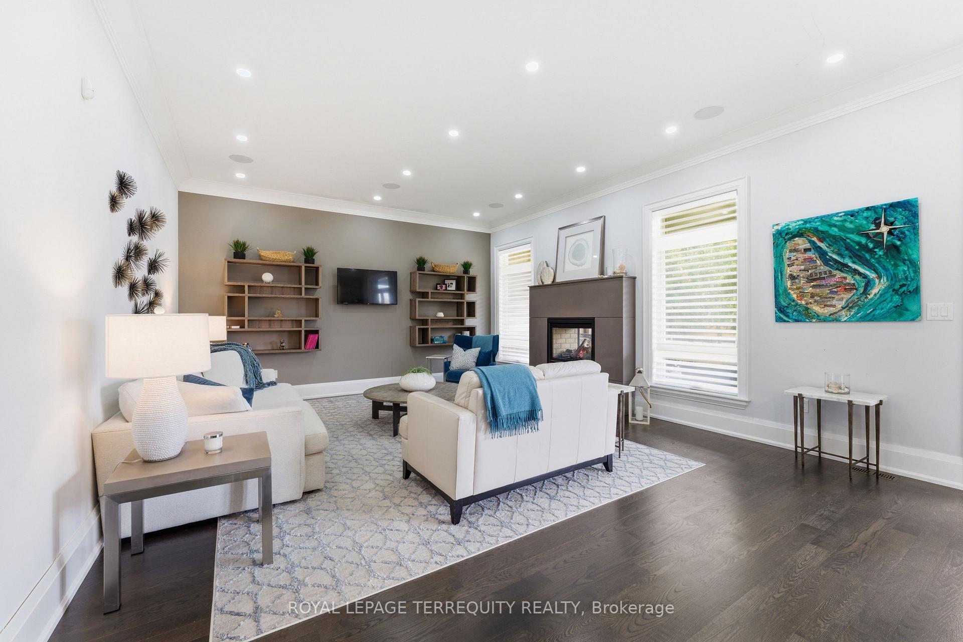 Photo 19 of 130 Edgecroft Road, Etobicoke, Stonegate-Queensway — HOMEH