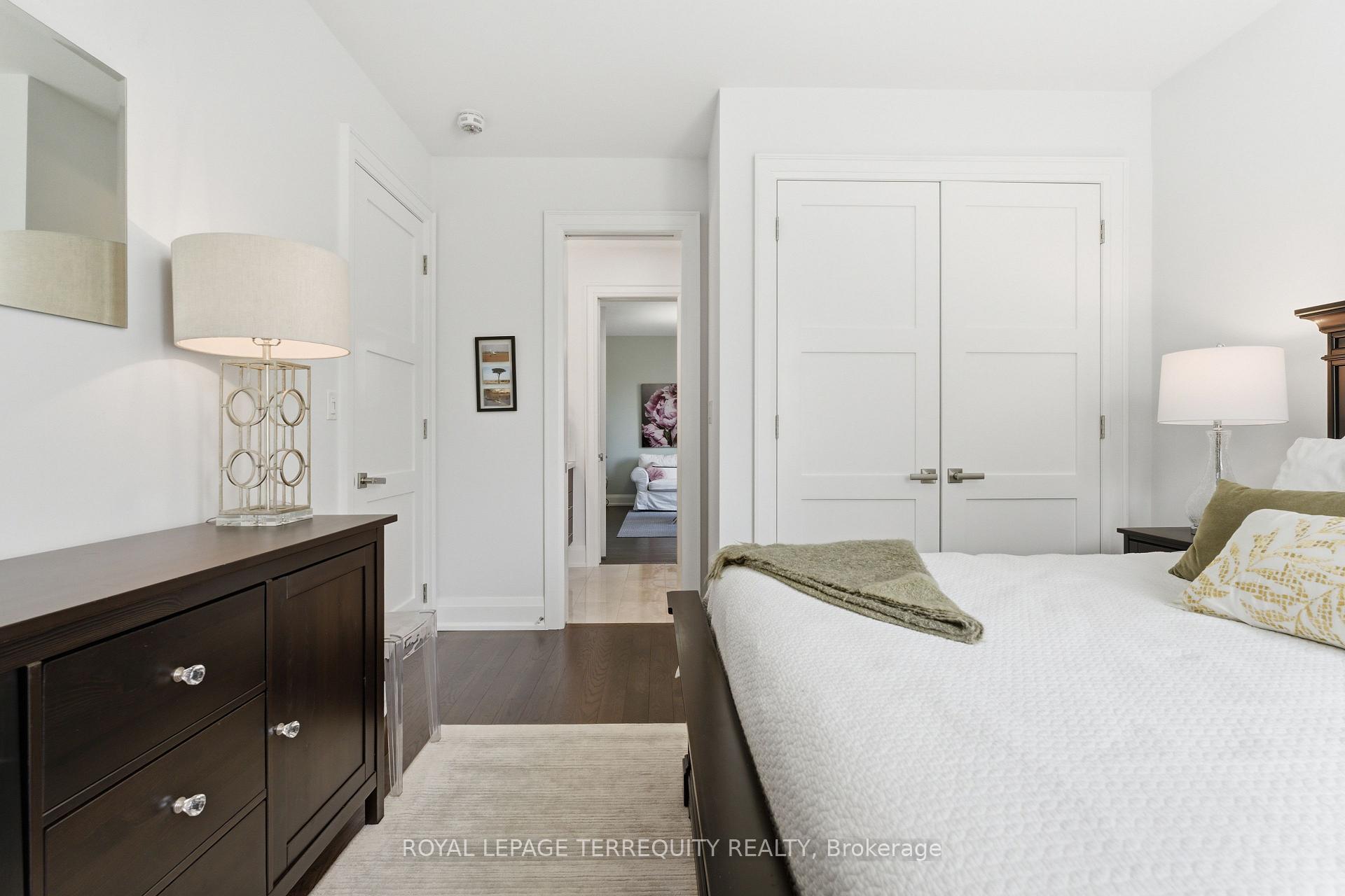 Photo 30 of 130 Edgecroft Road, Etobicoke, Stonegate-Queensway — HOMEH