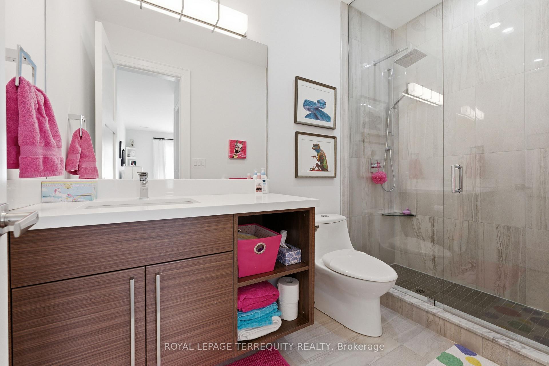 Photo 38 of 130 Edgecroft Road, Etobicoke, Stonegate-Queensway — HOMEH