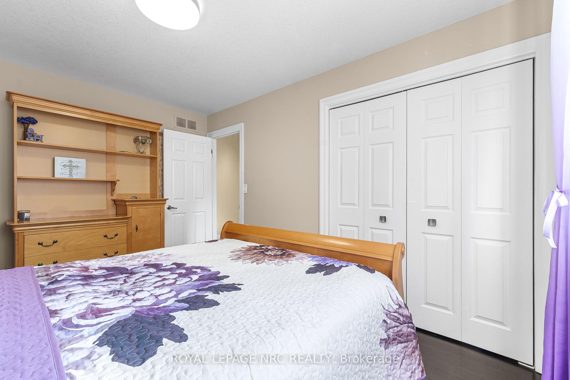 Photo 14 of 551 Scott Street, St. Catharines, Bunting/Linwell — HOMEH