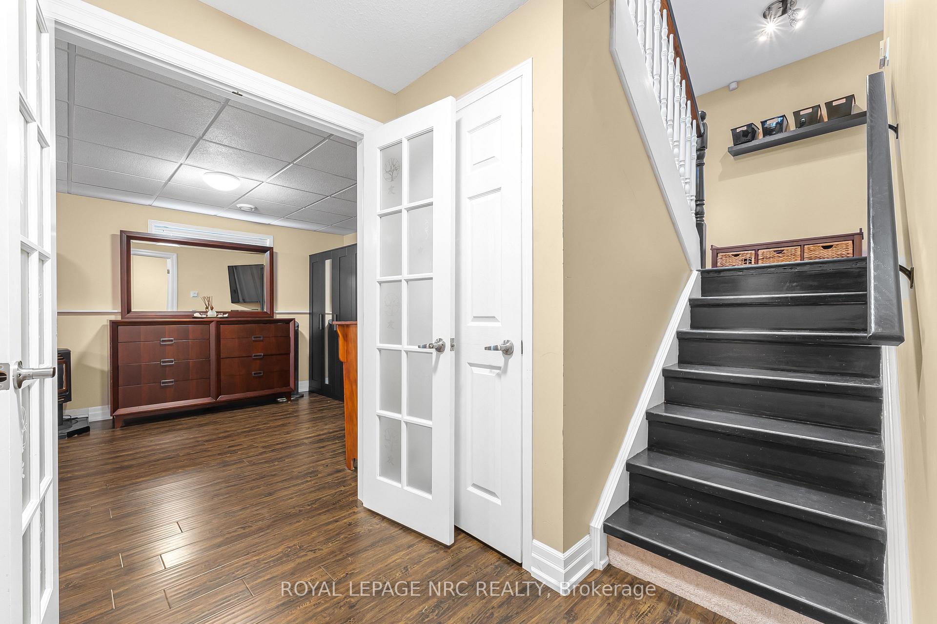 Photo 21 of 551 Scott Street, St. Catharines, Bunting/Linwell — HOMEH