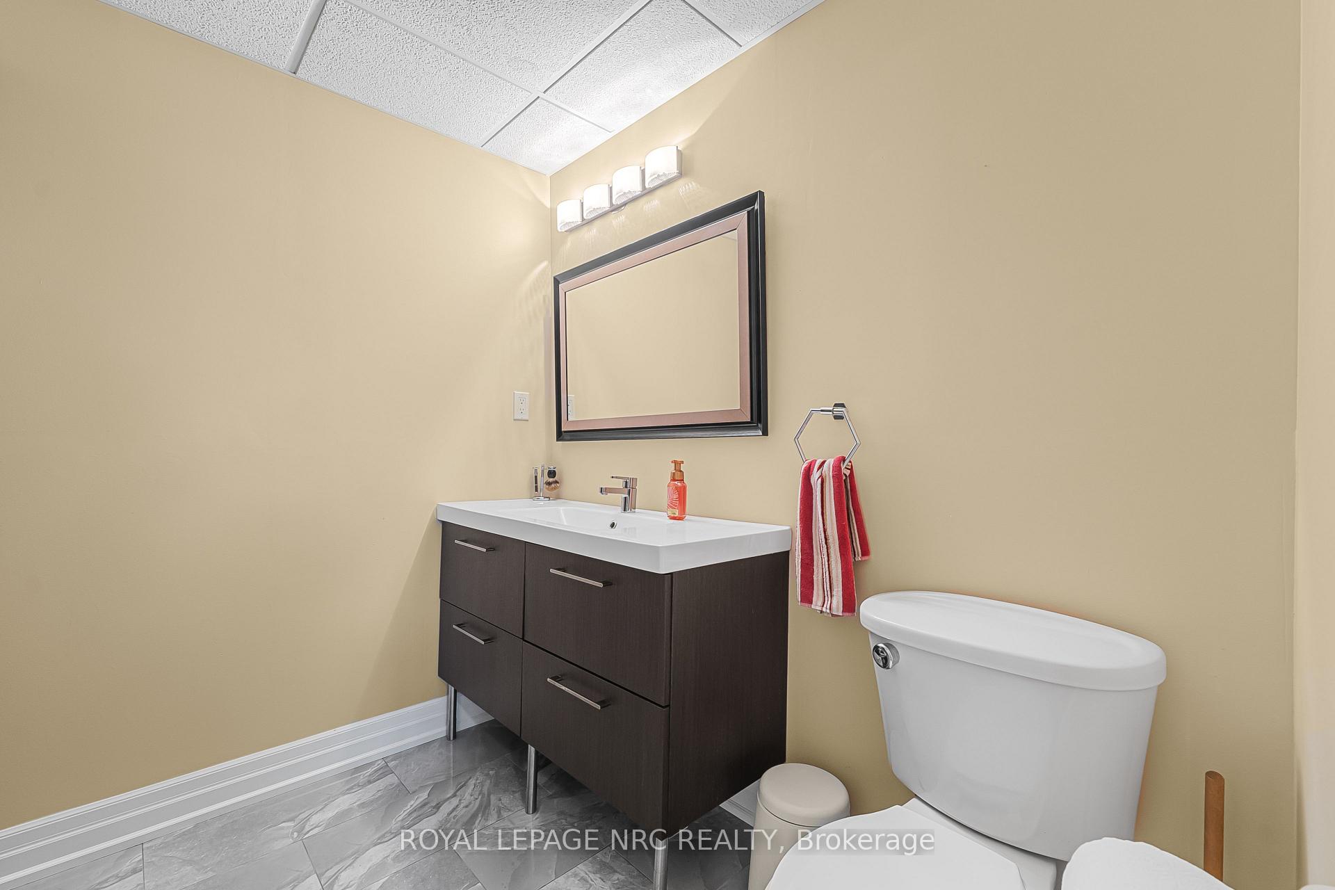 Photo 27 of 551 Scott Street, St. Catharines, Bunting/Linwell — HOMEH