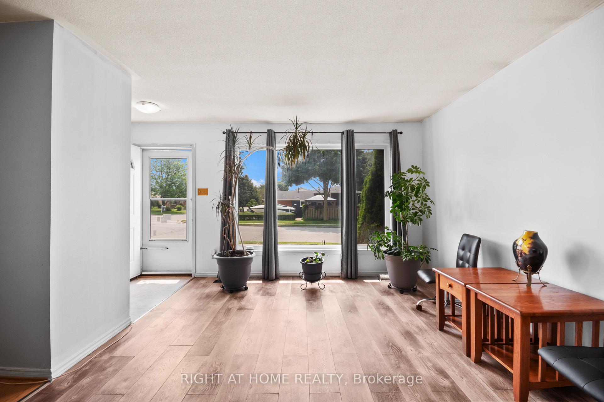 Photo 7 of 7 Raven Avenue, St. Thomas — HOMEH