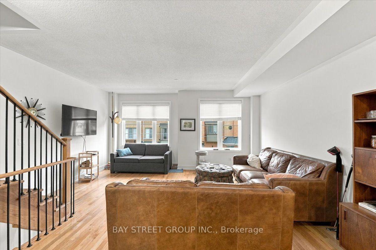 Photo 8 of 20 Nautical Way, Whitby, Port Whitby — HOMEH