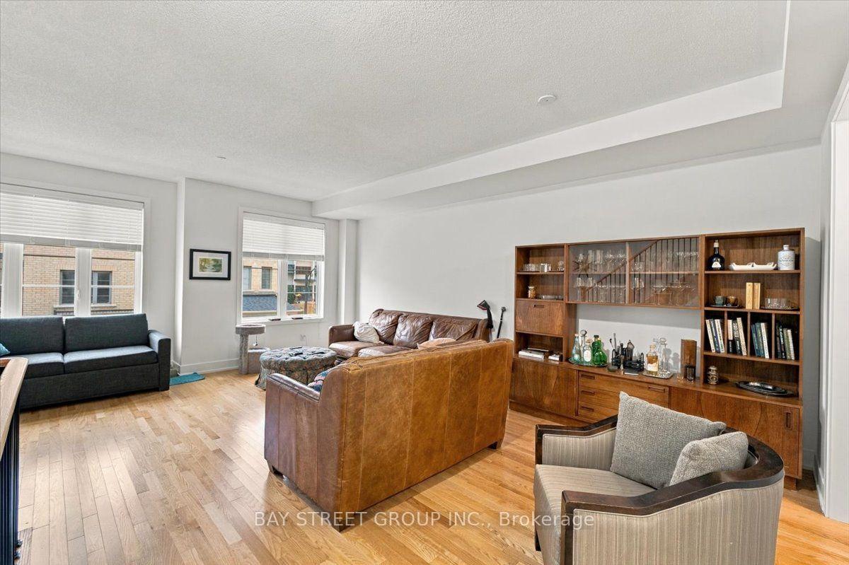 Photo 9 of 20 Nautical Way, Whitby, Port Whitby — HOMEH