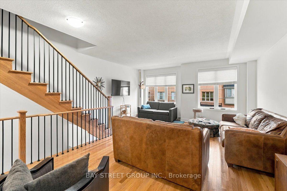 Photo 10 of 20 Nautical Way, Whitby, Port Whitby — HOMEH