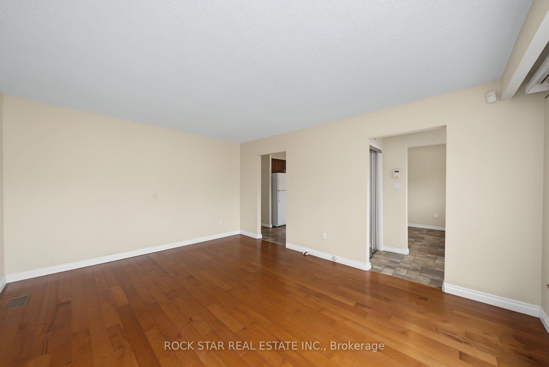 Photo 4 of Unit Main, 59 Aterno Drive, Hamilton, Mountview — HOMEH