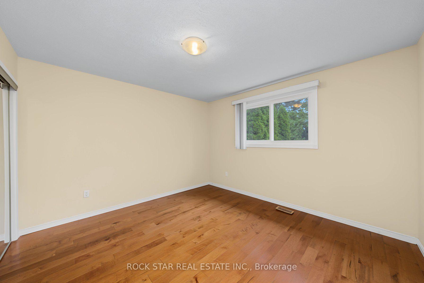 Photo 13 of Unit Main, 59 Aterno Drive, Hamilton, Mountview — HOMEH