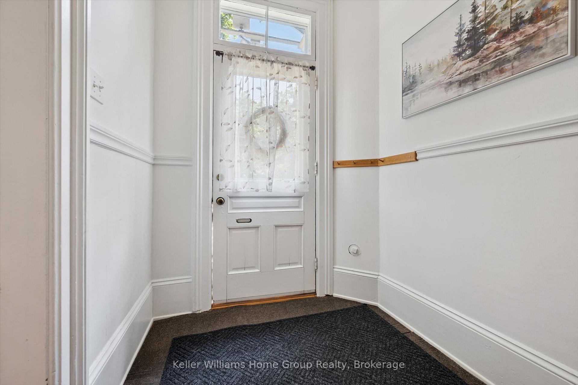Photo 8 of 129 Suffolk Street W, Guelph, Downtown — HOMEH