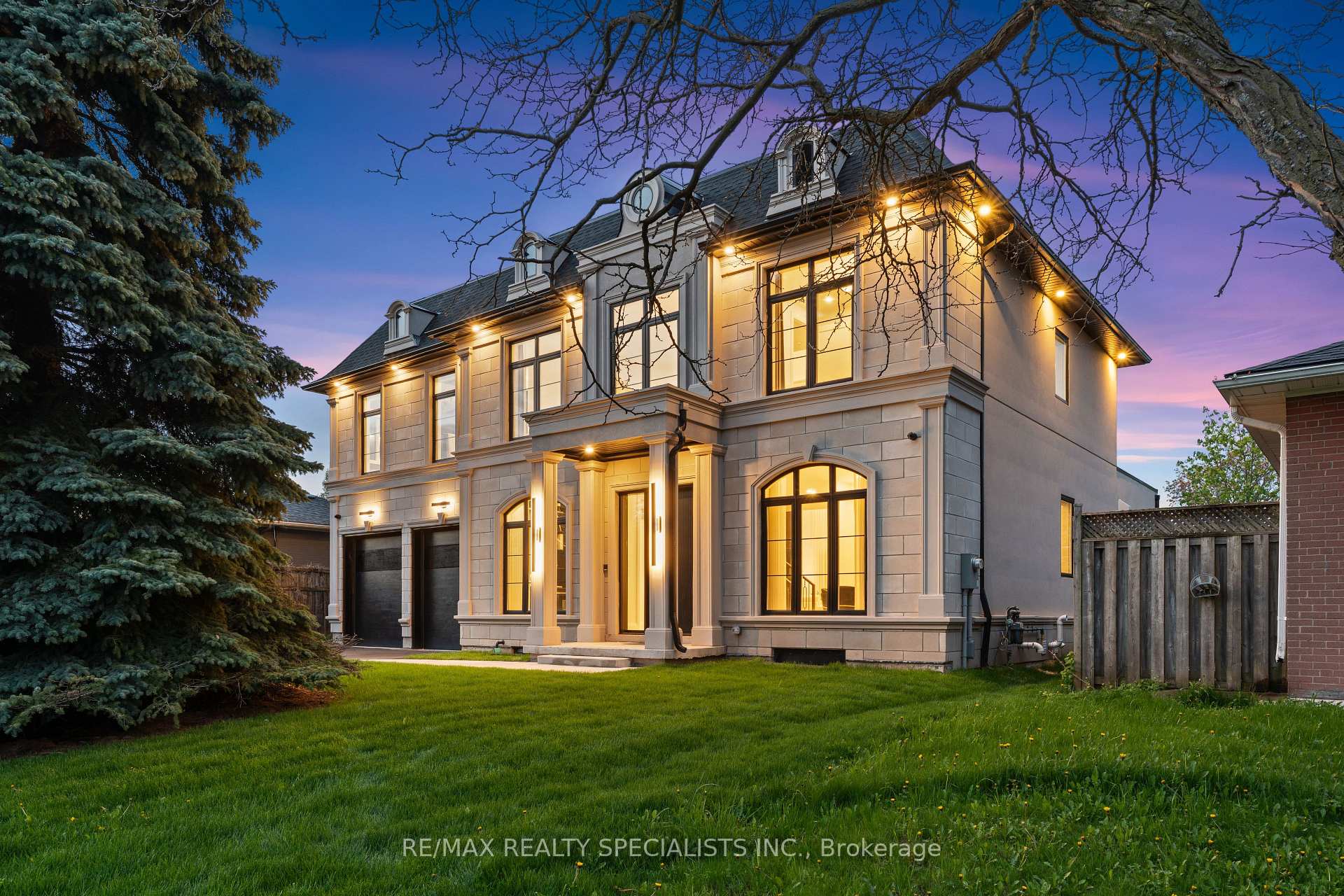 Photo 2 of 431 Seaton Drive, Oakville, West — HOMEH