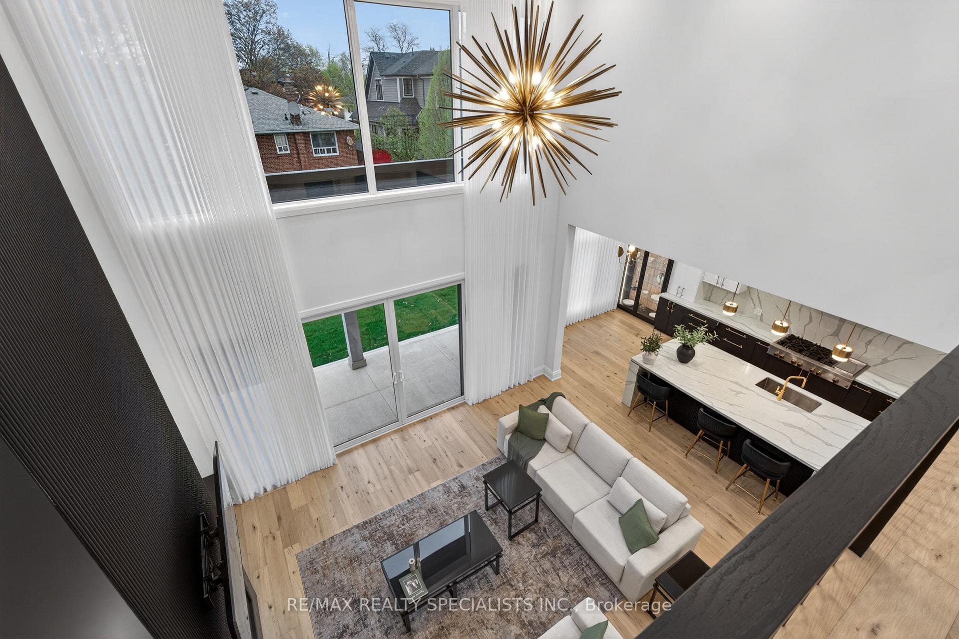 Photo 7 of 431 Seaton Drive, Oakville, West — HOMEH
