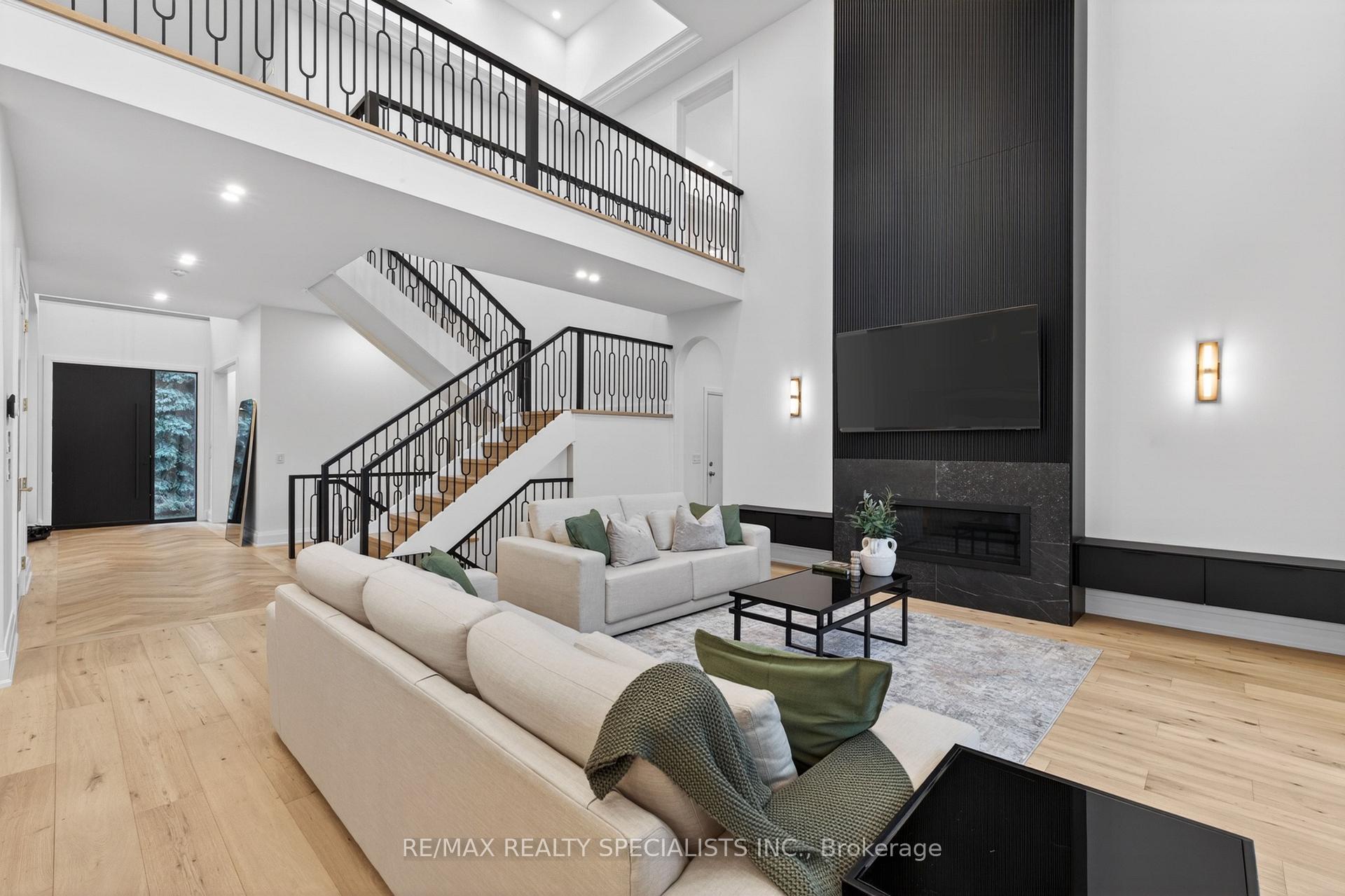 Photo 14 of 431 Seaton Drive, Oakville, West — HOMEH