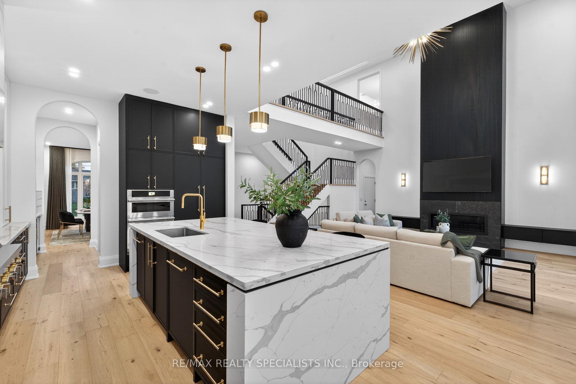 Photo 24 of 431 Seaton Drive, Oakville, West — HOMEH