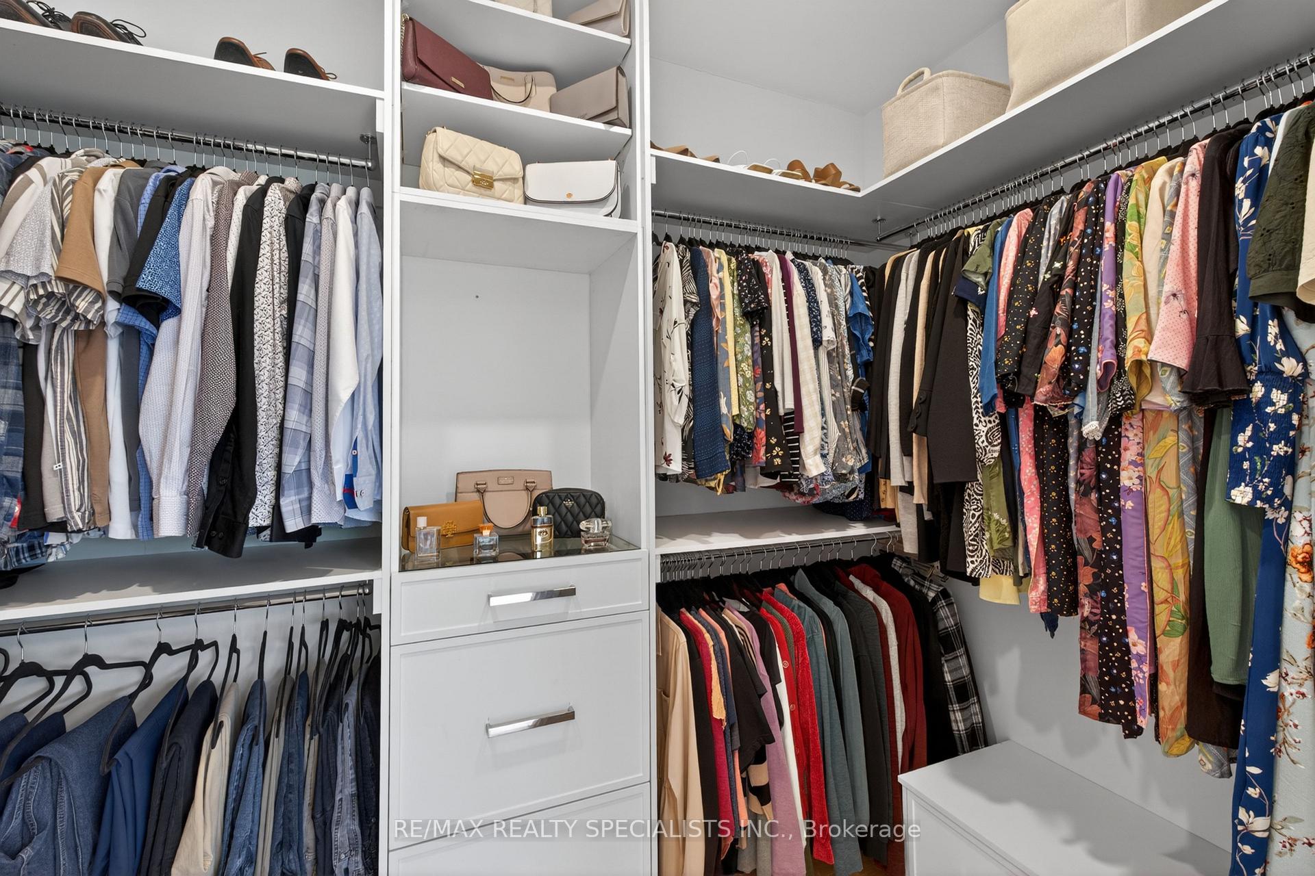 Photo 42 of 431 Seaton Drive, Oakville, West — HOMEH