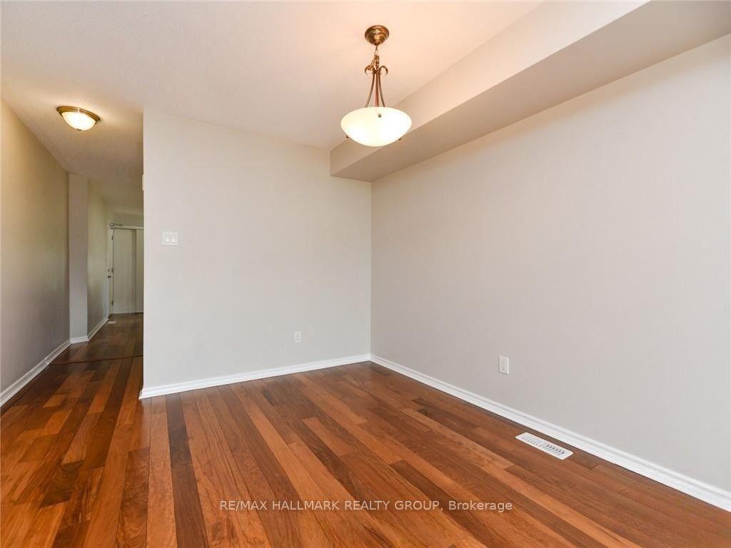 Photo 10 of 386 Crownridge Drive, Ottawa, Kanata - Emerald Meadows/Trailwest — HOMEH